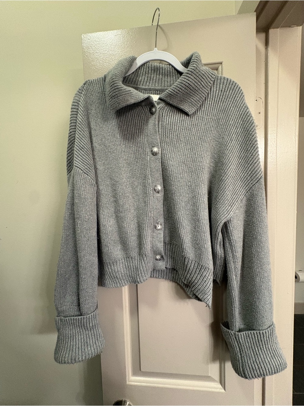 Abercrombie & Fitch Light Gray Button-Front Collared Cardigan